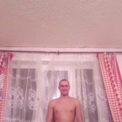 Парень, хочу познакомиться с парнем Парень, хочу познакомиться с парнем