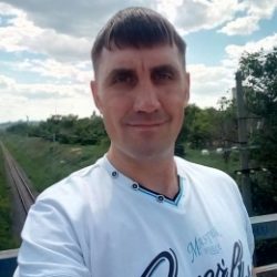 Парню из Чебоксары хочется секса с красивой девушкой Парню из Чебоксары хочется секса с красивой девушкой