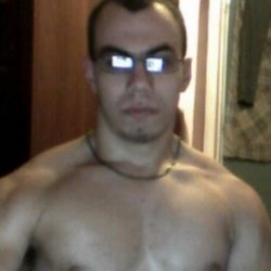 Парень, ищу девушку для секса без обязательств Парень, ищу девушку для секса без обязательств