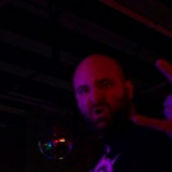 Парень, ищу девушку для вирта, обмена фотографиями, готов выполнять приказы Парень, ищу девушку для вирта, обмена фотографиями, готов выполнять приказы