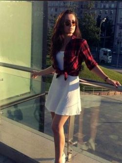 Симпатичная брюнетка пригласит в гости для секса мужчину из Чебоксары Симпатичная брюнетка пригласит в гости для секса мужчину из Чебоксары