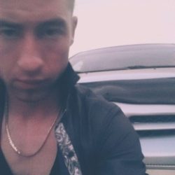 Парень. Хочется откровенного общения по скайпу с противоположным полом. Парень. Хочется откровенного общения по скайпу с противоположным полом.